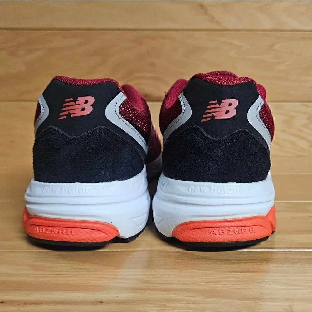 New Balance 888 Size 4.5 Youth Red Kids Boys Girls Sneaker Shoe GK888CB2